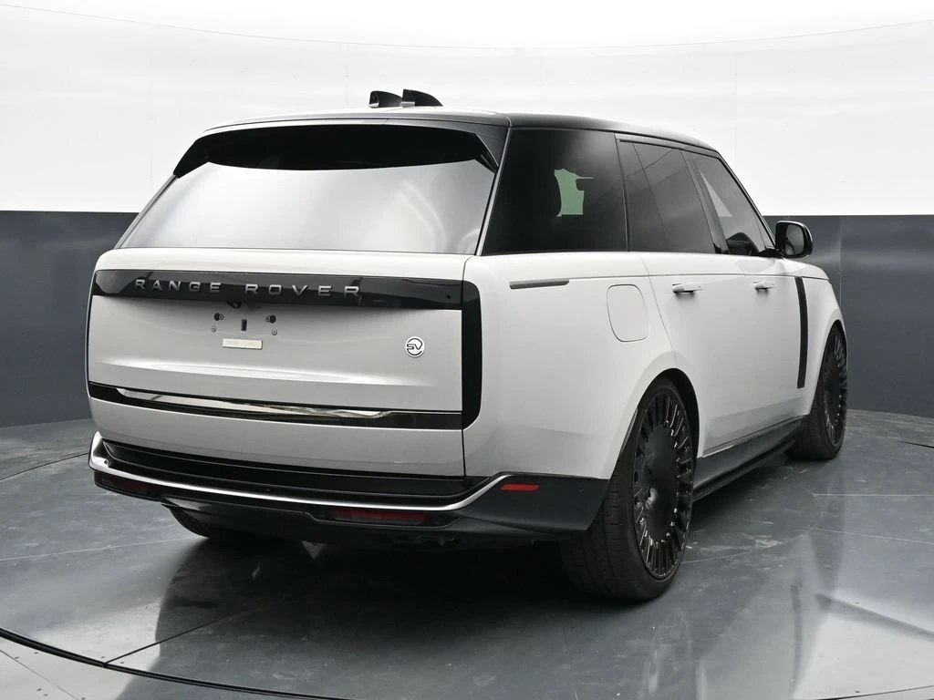 2025 Land Rover Range Rover SV - Photo 10