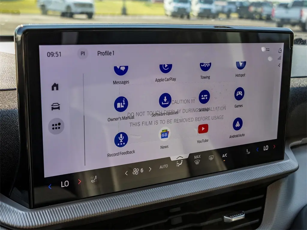 2025 Ford Explorer photo 33