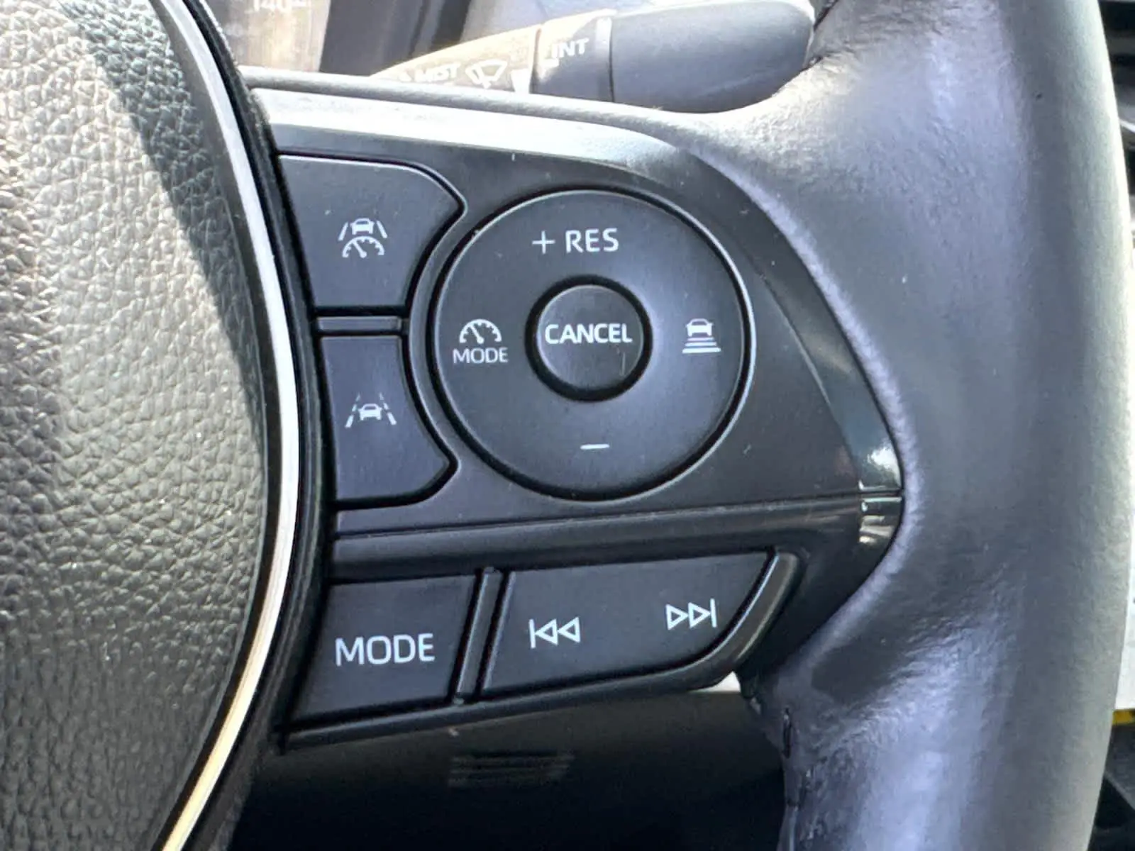 2024 Toyota Corolla SE Premium photo 20