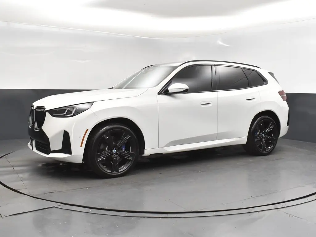 2025 BMW X3 30's photo