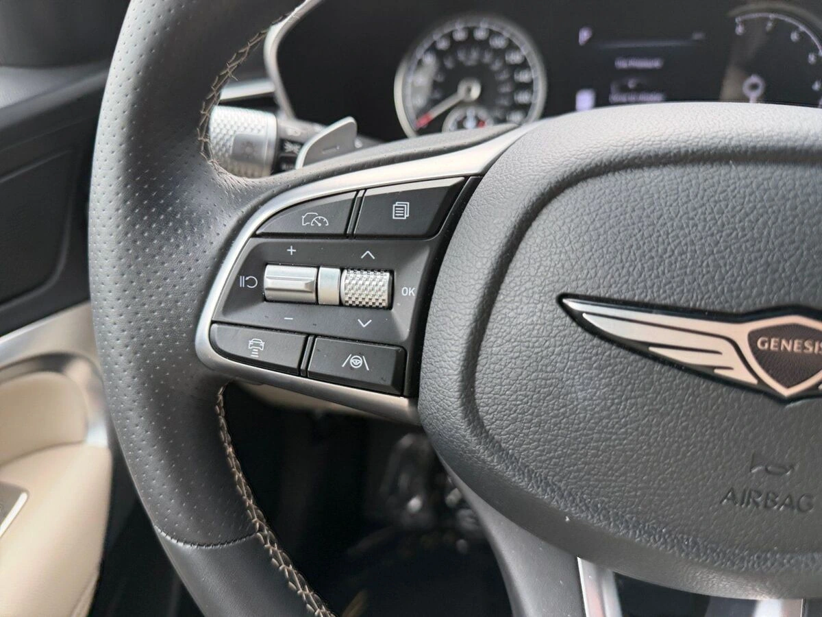 2026 GENESIS G70 Standard - Photo 22