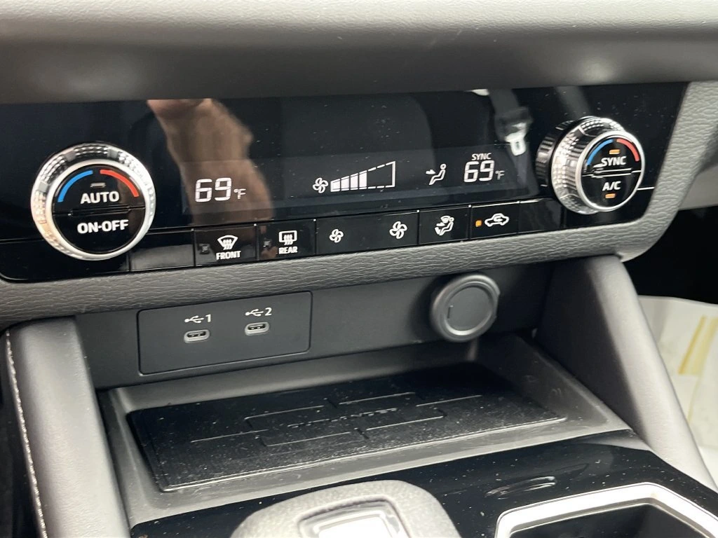 2026 Mitsubishi Outlander ES - Photo 19