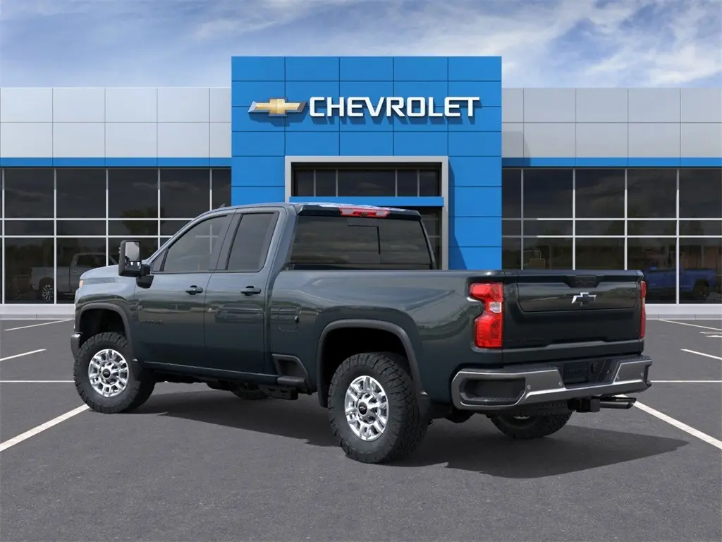 2026 Chevrolet Silverado 2500HD LT photo 3