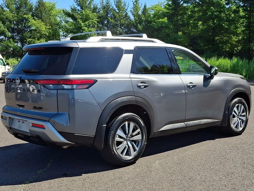 2023 Nissan Pathfinder SL - Photo 7