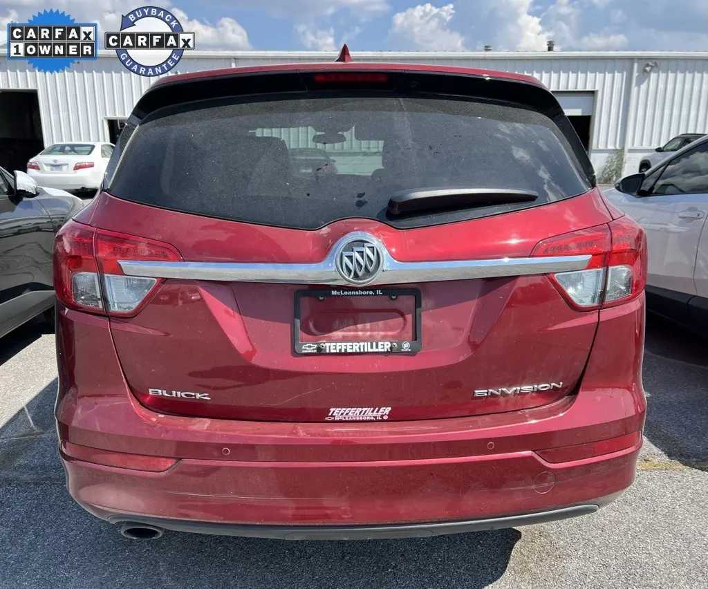 2017 Buick Envision Essence photo 2