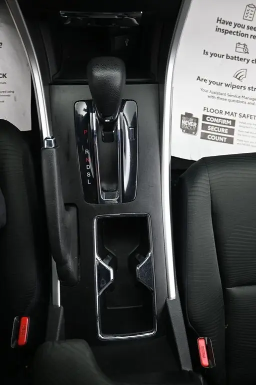 2015 Honda Accord LX photo 27