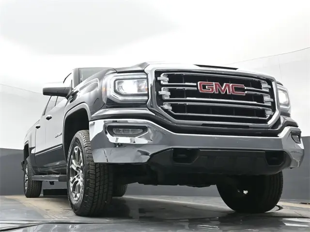 2018 Gmc Sierra 1500 SLT photo 33