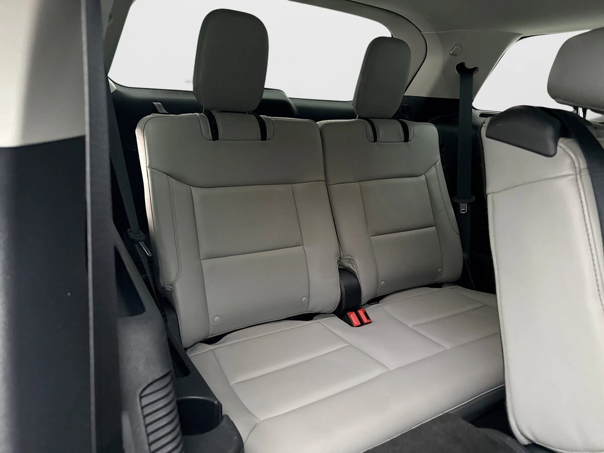 2025 Ford Explorer Active - Photo 19