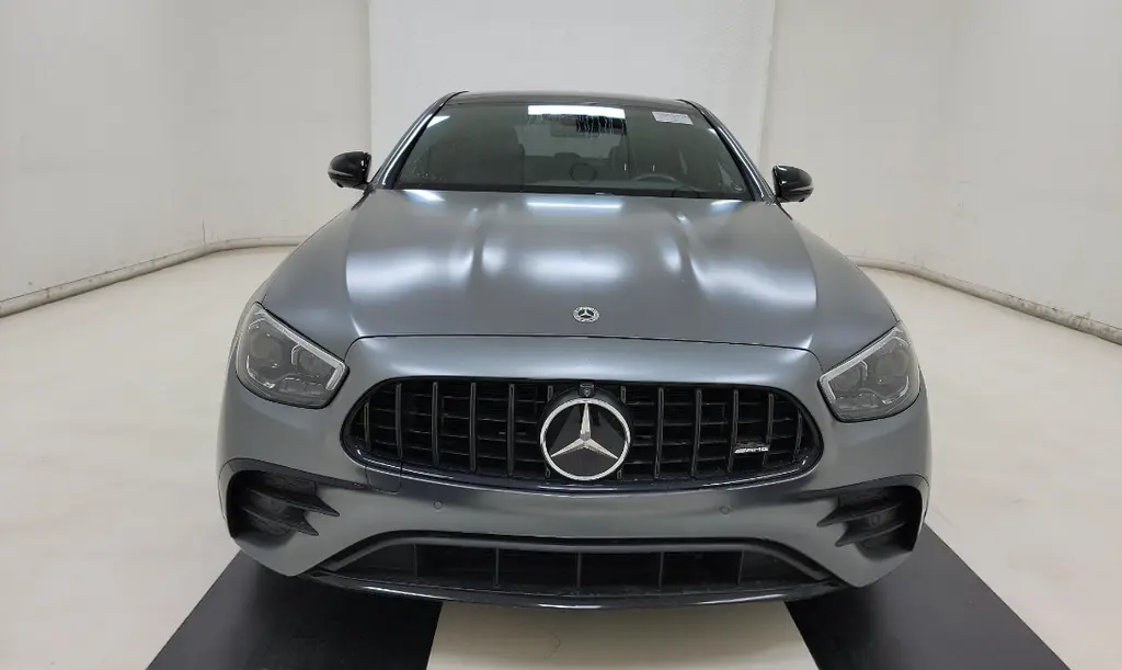 2022 Mercedes Benz E 53 AMG 4MATIC photo 2