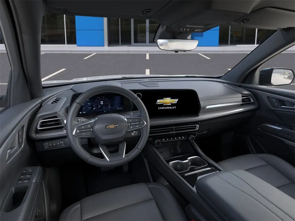 2026 Chevrolet Traverse 2LT photo 14