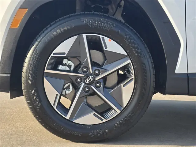 2026 Hyundai Tucson SEL Convenience photo 9