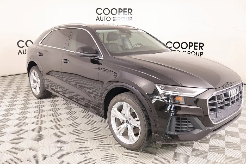 2022 Audi Q8 Premium Plus's photo
