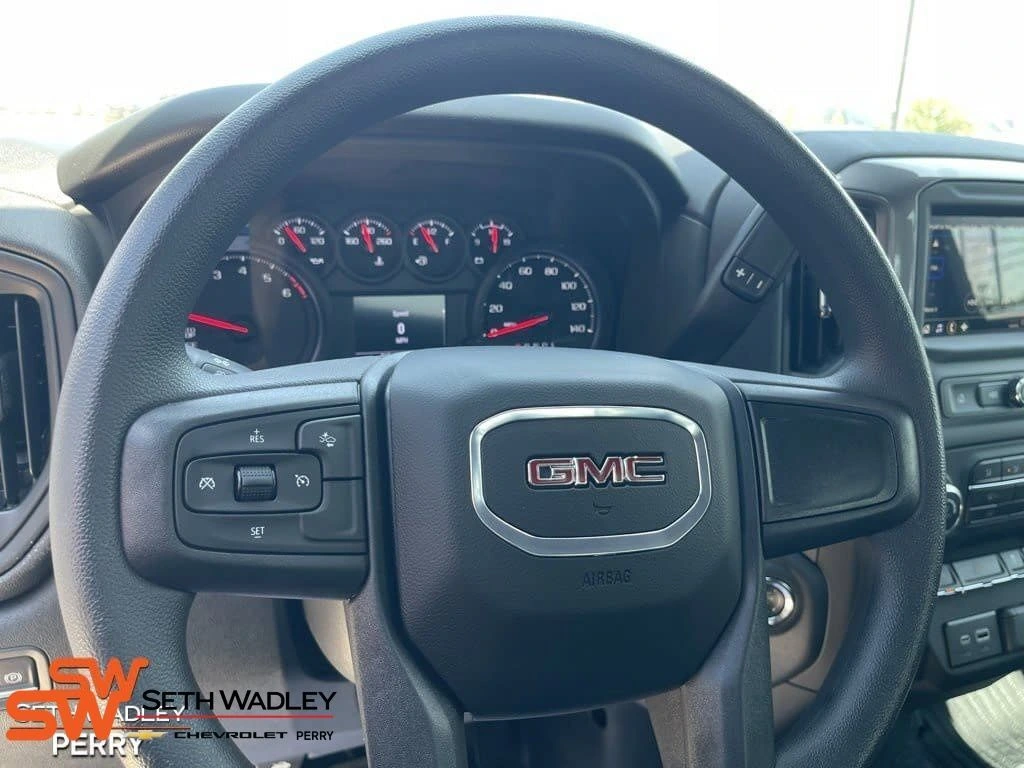 2025 GMC Sierra 1500 Pro - Photo 16