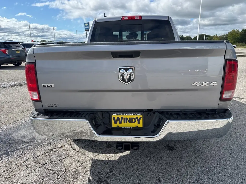 2023 Ram 1500 Classic SLT photo 6