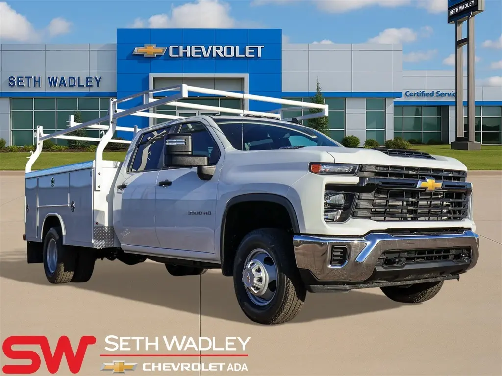 2026 Chevrolet Silverado 3500HD Work Truck's photo