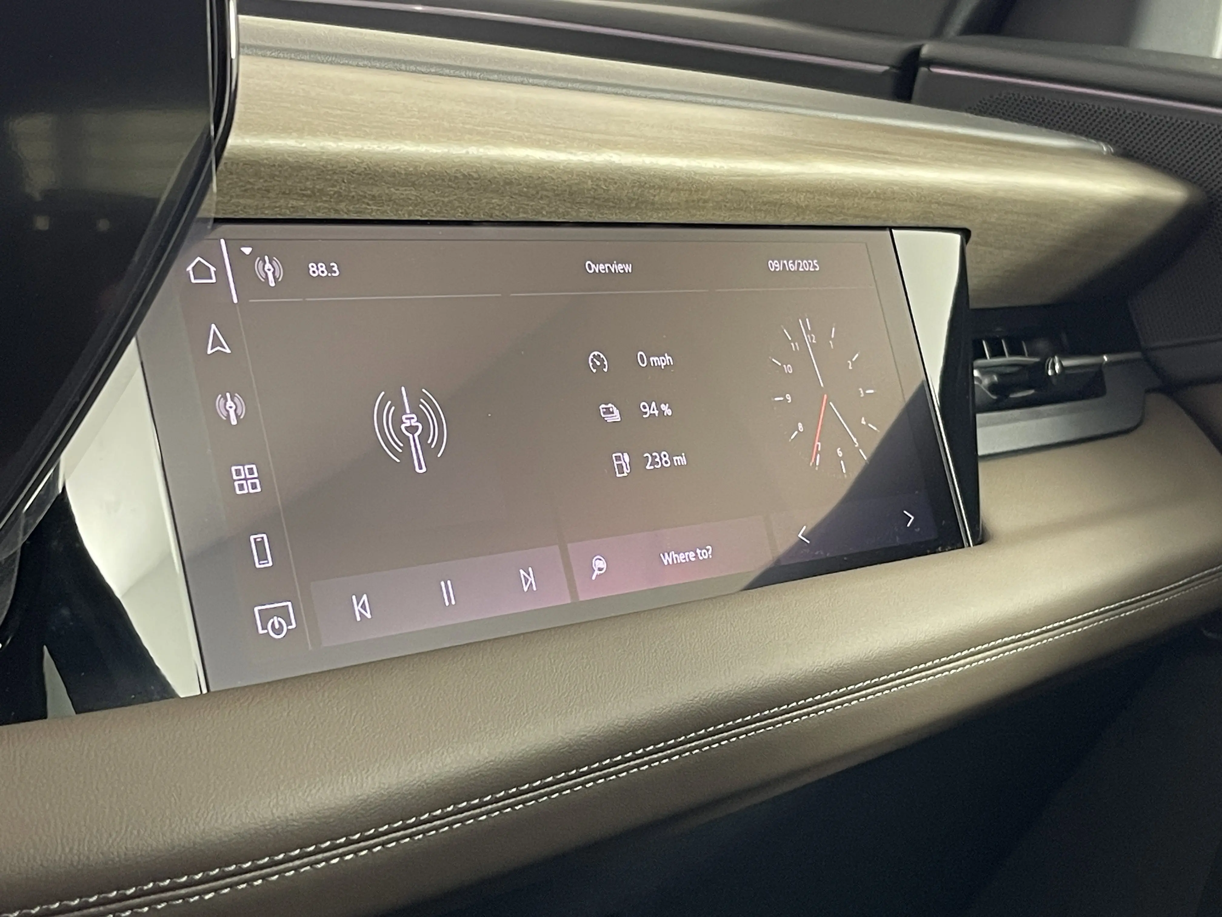 2025 Audi Q6 E-tron Prestige photo 29