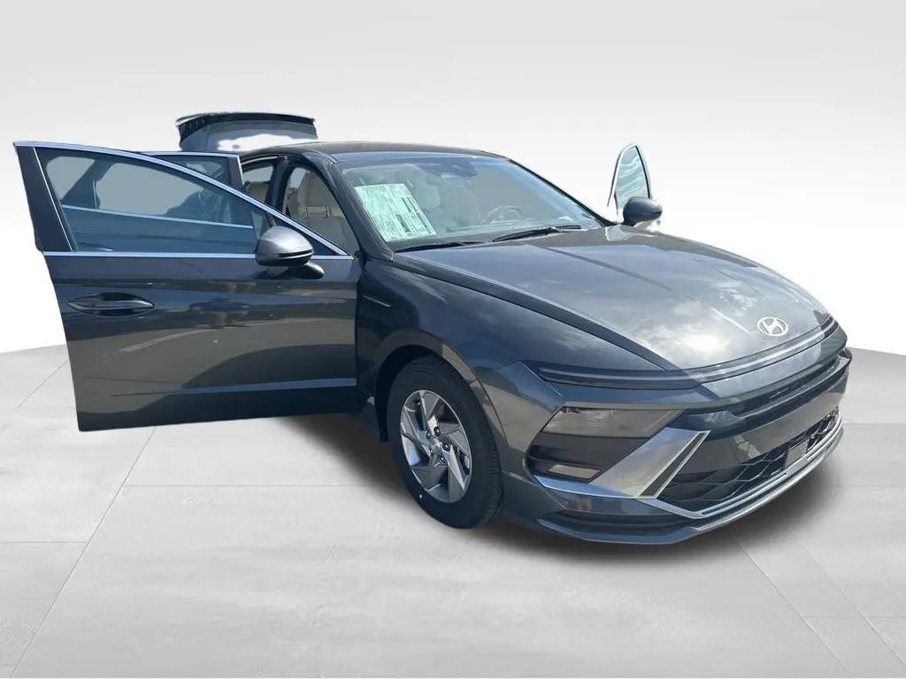 2026 Hyundai Sonata SE photo 14