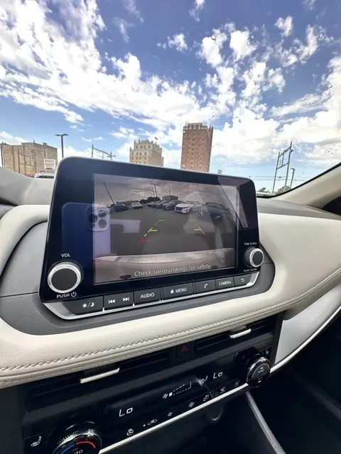 2026 Nissan Rogue SV photo 7