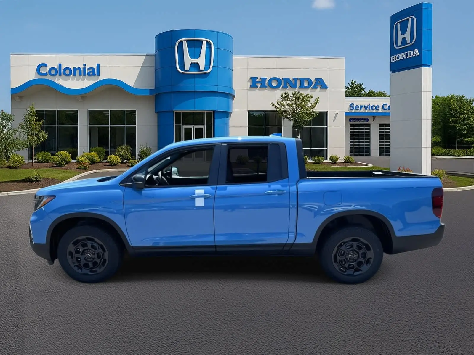 2025 Honda Ridgeline TrailSport photo 2