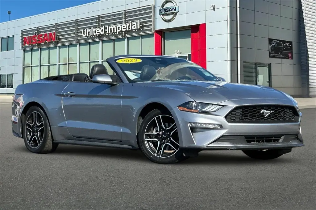 2023 Ford Mustang EcoBoost Premium photo 2