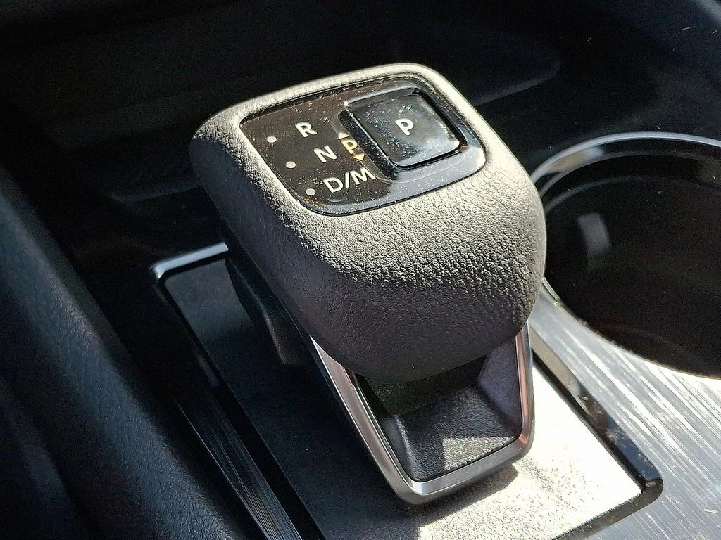 2026 Nissan Rogue SV - Photo 12