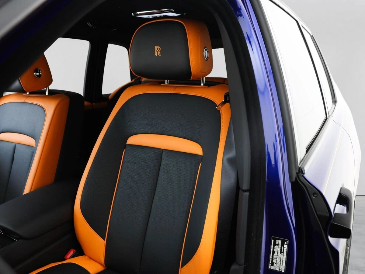 2027 Rolls-Royce Cullinan Black Badge - Photo 6