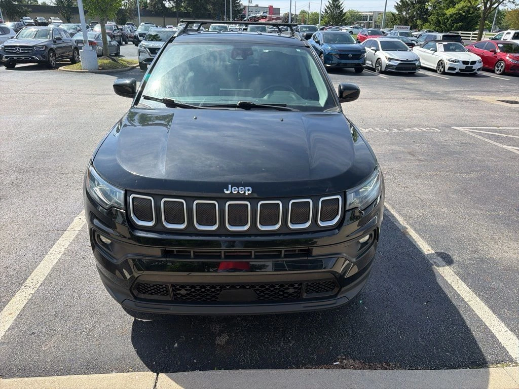 2022 Jeep Compass Latitude Lux 4X4's photo