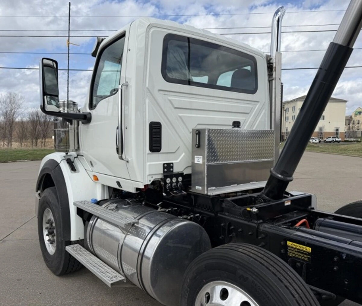 2026 International HX - image 11