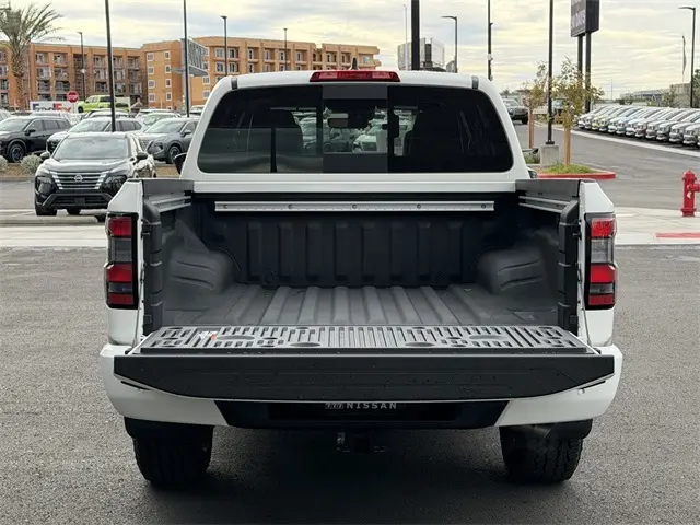 2026 Nissan Frontier PRO-4X photo 4