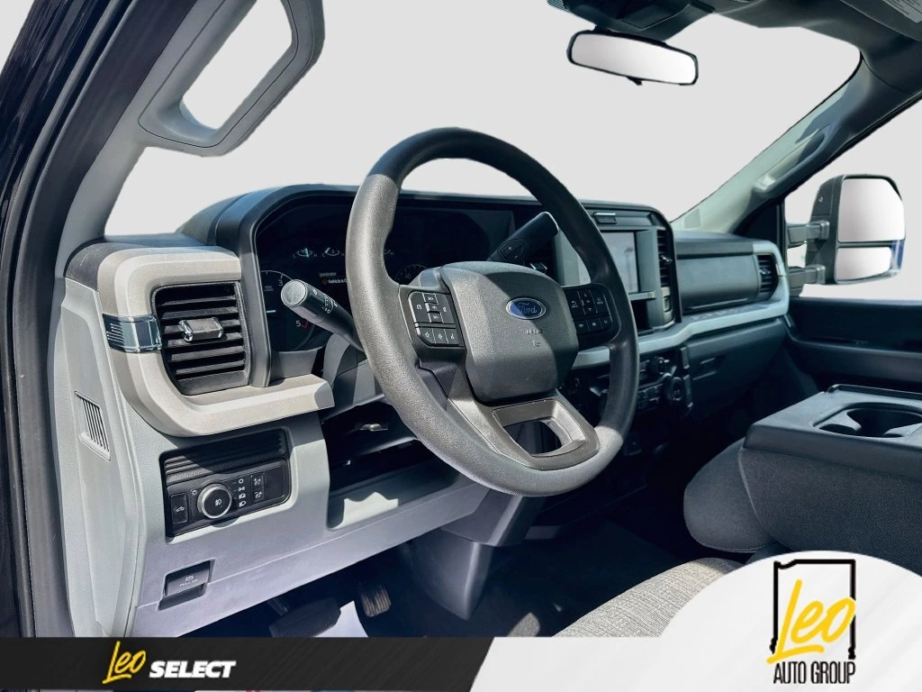 2026 Ford F-350 Super Duty XLT - Photo 12
