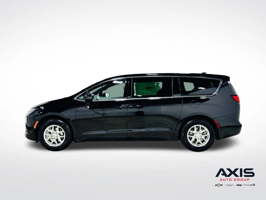 2027 Chrysler Pacifica Select - Photo 17