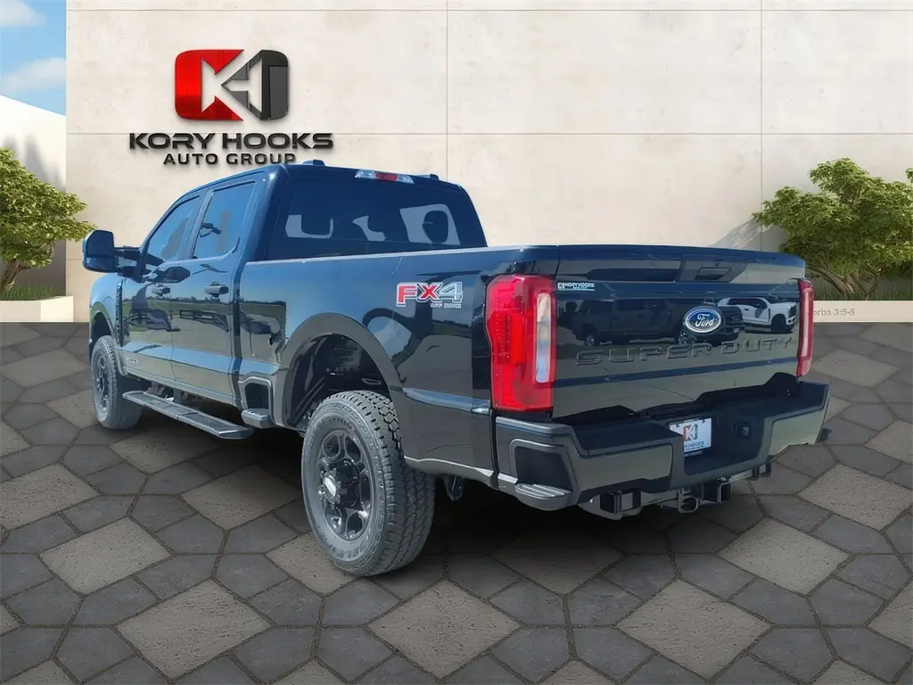 2026 Ford F-250 photo 2
