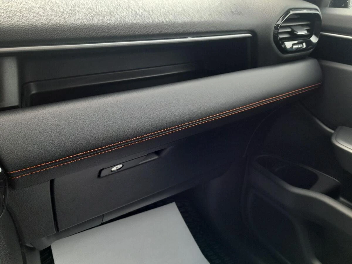 2025 Honda Pilot Sport - Photo 31