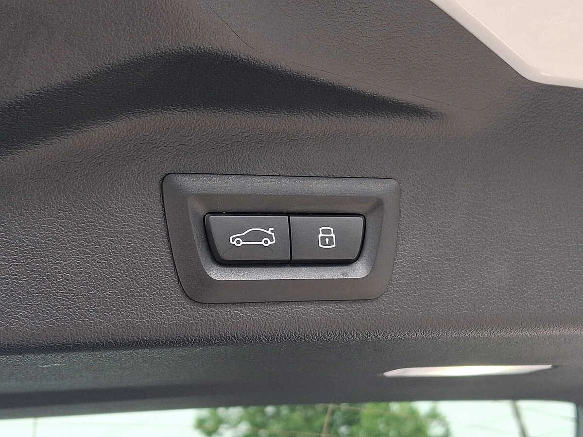 2026 BMW X5 50e - Photo 28