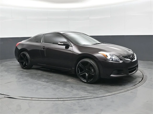 2013 Nissan Altima Coupe S