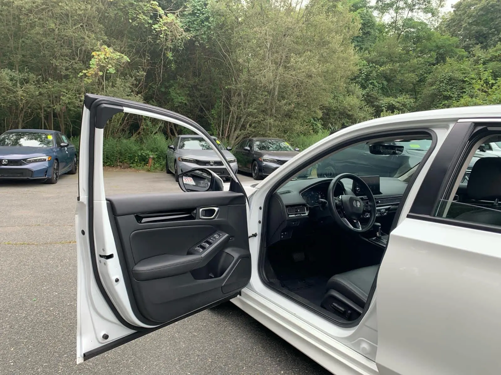 2023 Honda Civic Touring photo 13