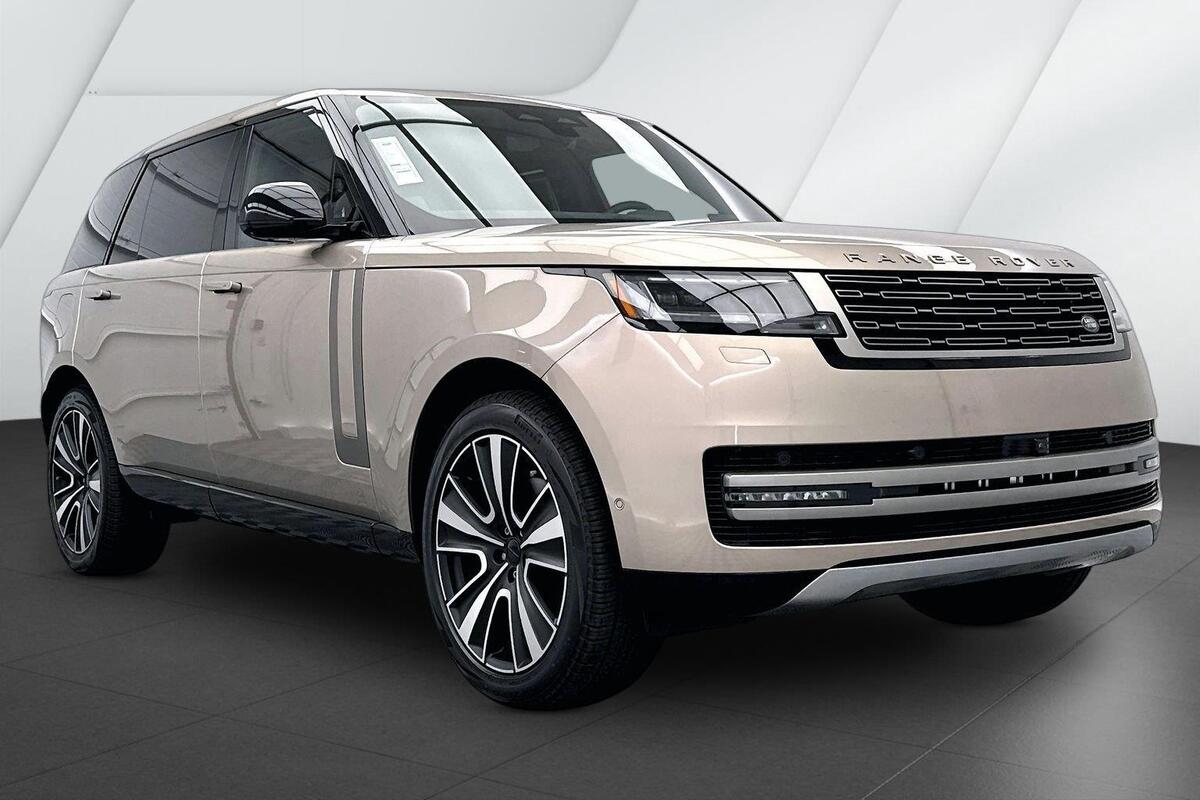 2026 Land Rover Range Rover SE