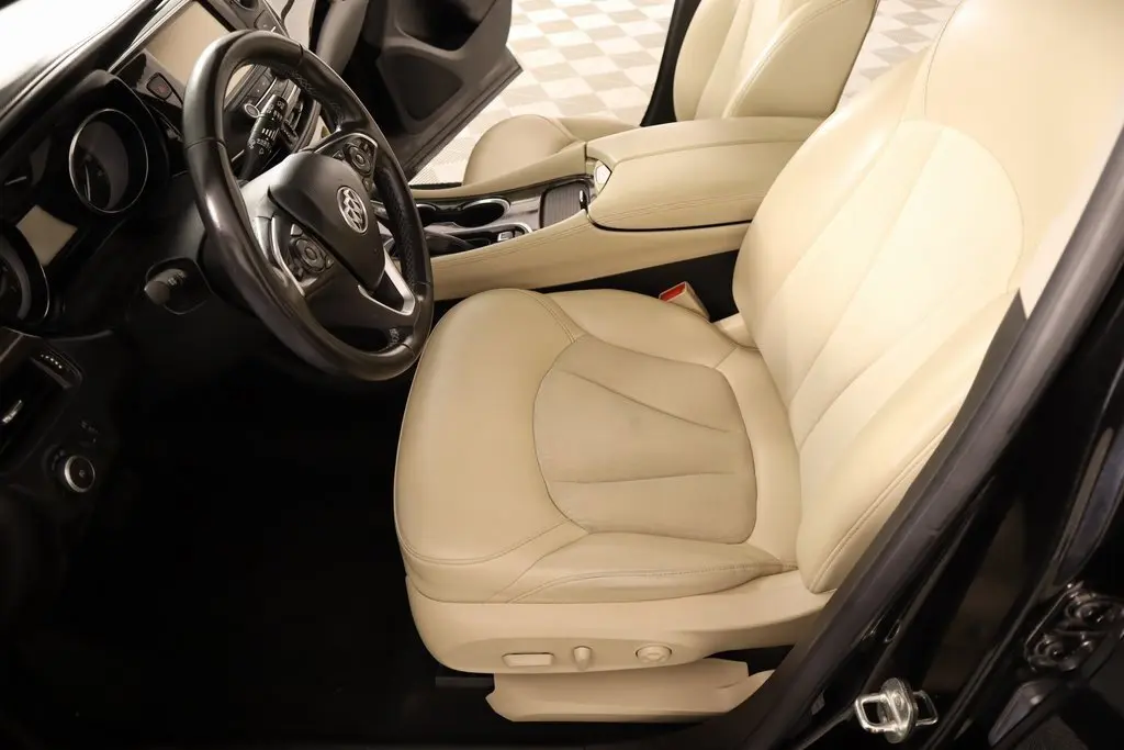 2020 Buick Envision Preferred photo 10