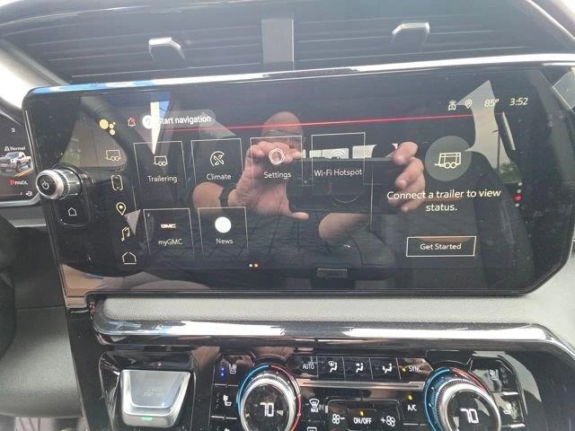 2026 GMC Sierra 2500HD AT4 - Photo 22