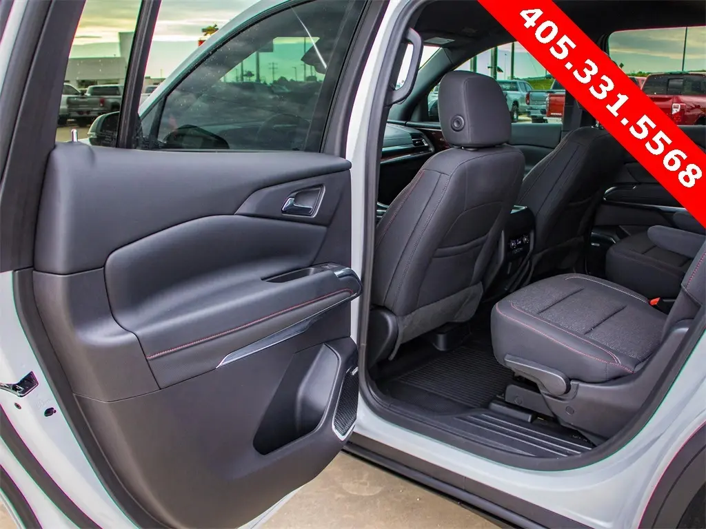 2024 Chevrolet Traverse Z71 photo 23