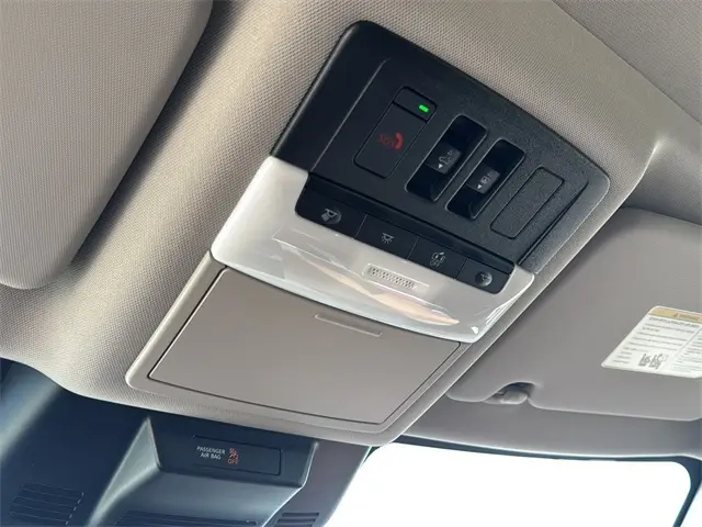 2026 Nissan Rogue Platinum photo 21