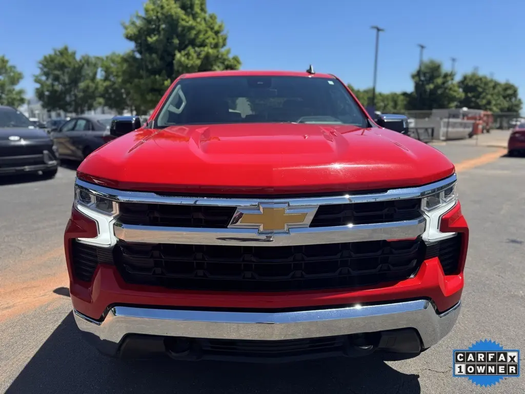 Used 2024 Chevrolet Silverado 1500 LT with VIN 1GCUDDED0RZ177794 for sale in Norman, OK