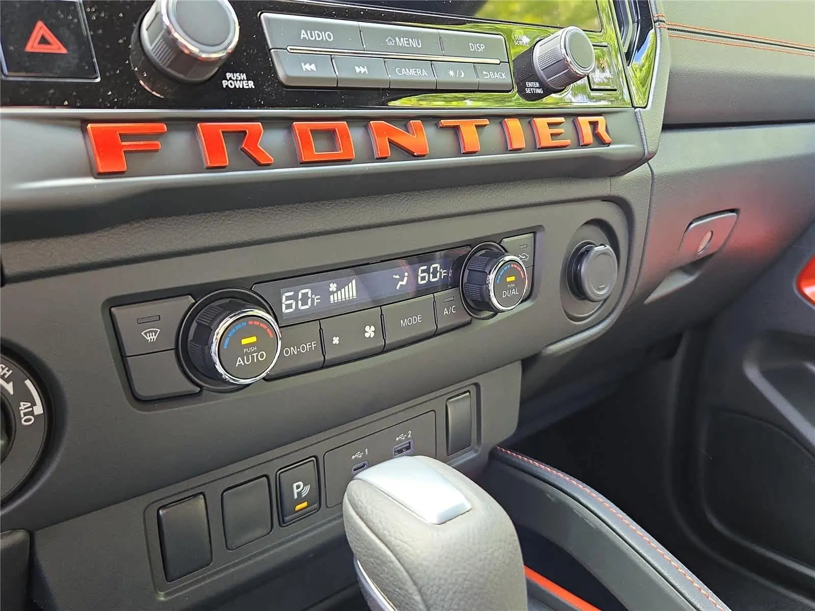 2025 Nissan Frontier PRO-4X photo 11