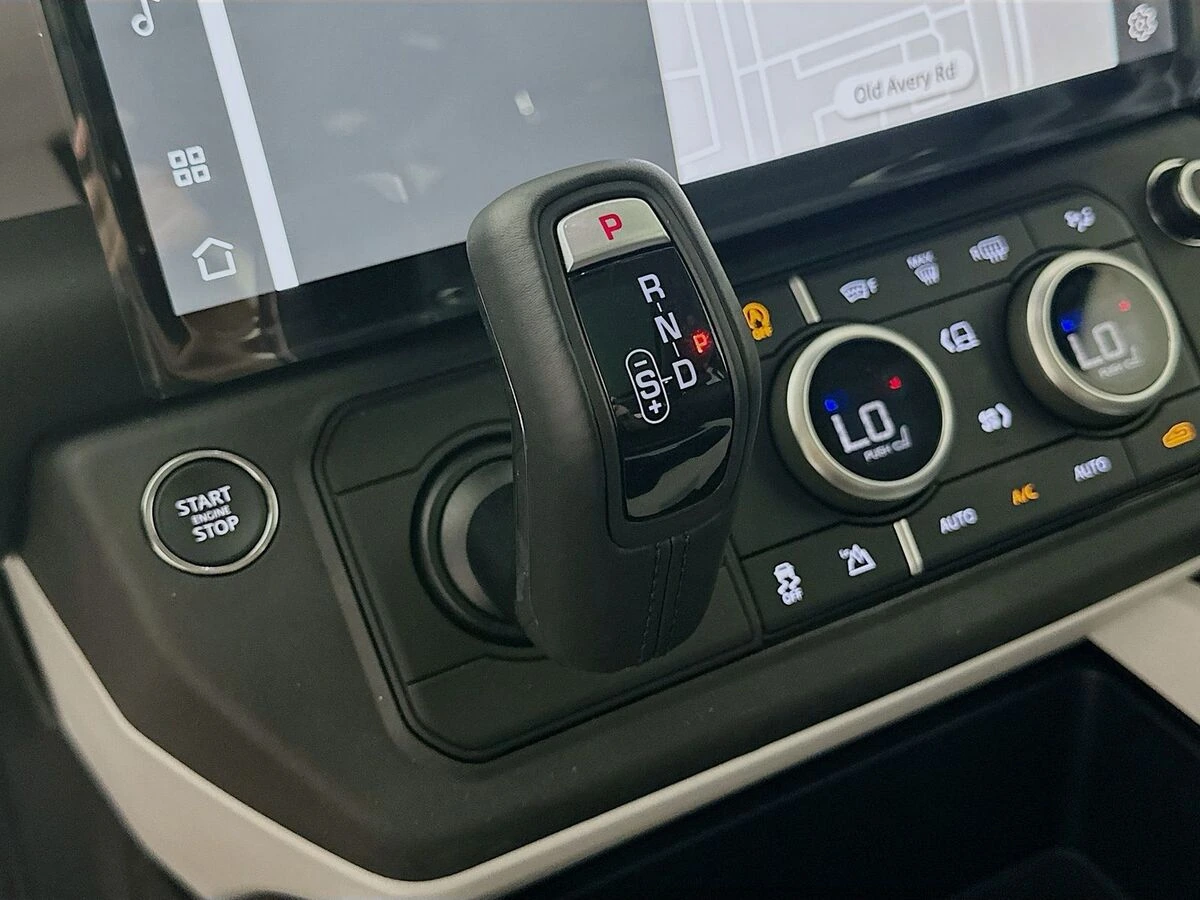 2026 Land Rover Defender S - Photo 29