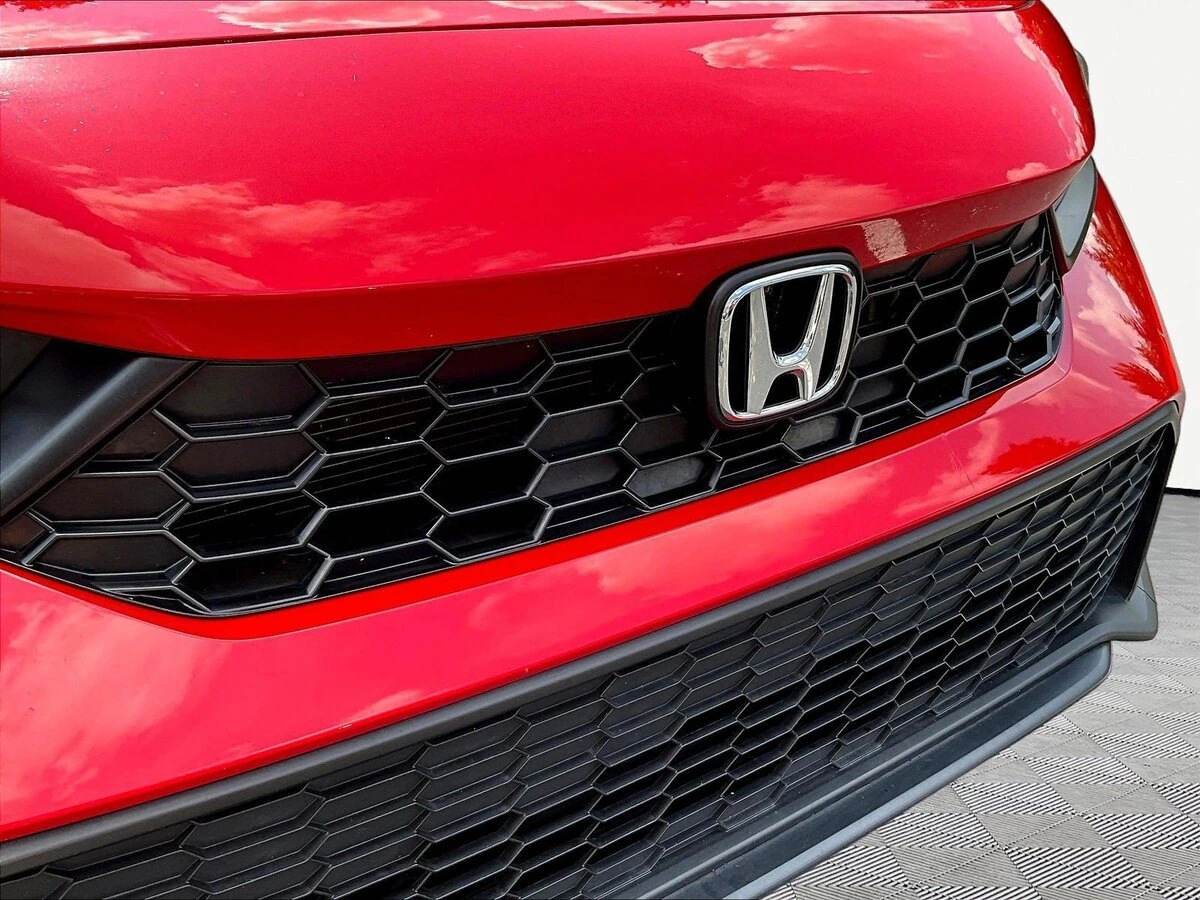 2025 Honda Civic Sport - Photo 32