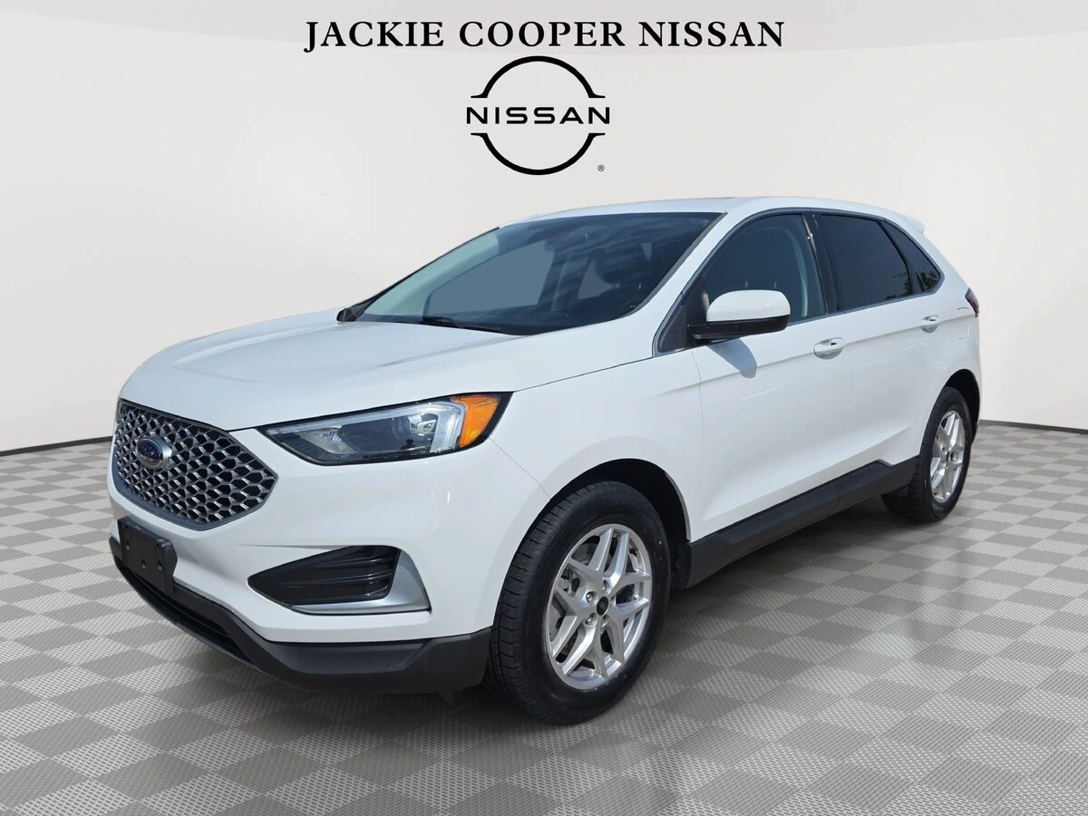 2023 Ford Edge