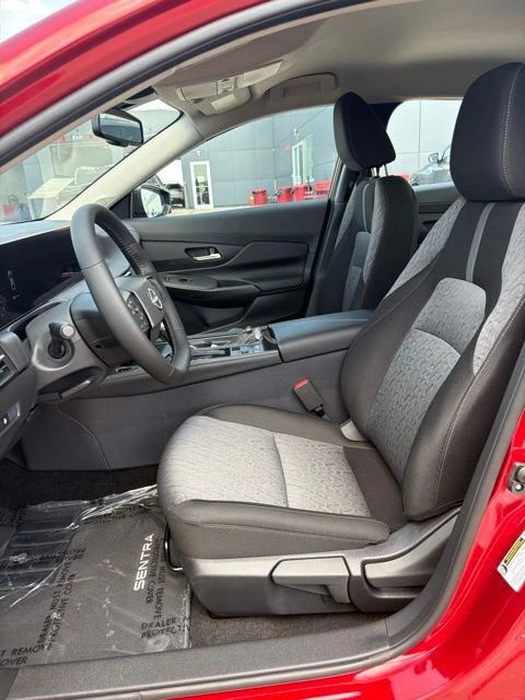 2026 Nissan Sentra SV - Photo 8