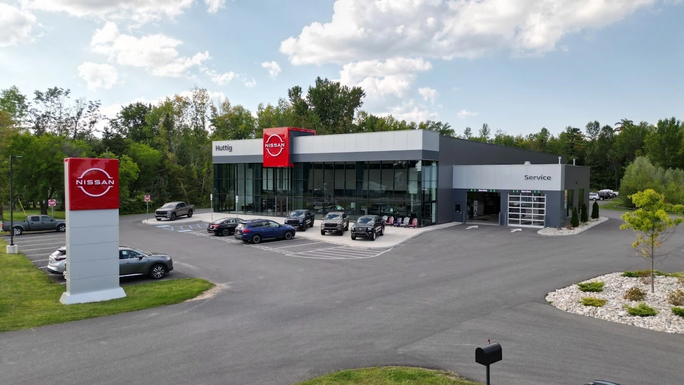 Huttig Nissan Serves Keeseville, NY