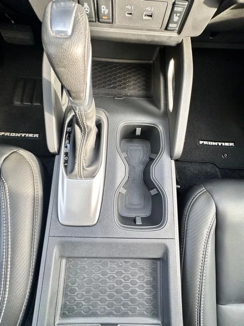 2024 Nissan Frontier SL - Photo 19