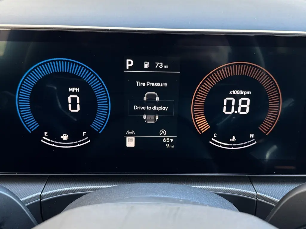 2026 Hyundai Santa Fe SE photo 4